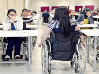 Bize Görüntü Kirliliği Diye Bakıyorlar