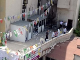 Başbakan Davutoğlu Saldırganın Kimliğini Açıkladı