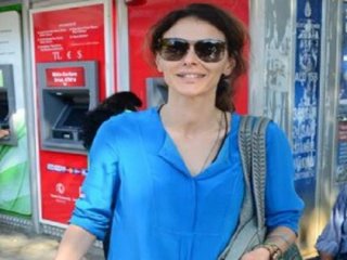 Doğan Medya “Kapıyı Gecelikle Açtıysa Ne Olmuş”