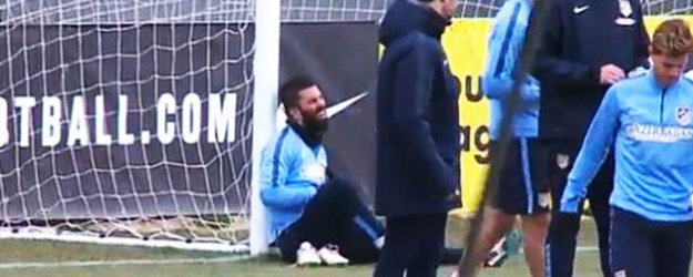 Arda Turan Hastaneye Kaldırıldı!