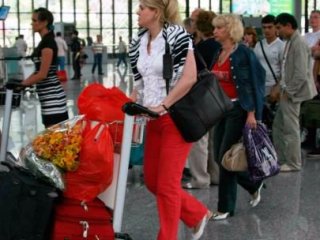 Antalya’ya Gelen Turist Yüzde 11 Azaldı