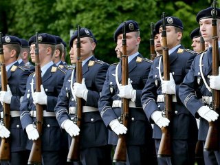 Bir İlk Olacak! İmam Aranıyor