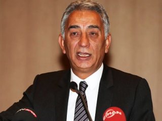 Adnan Polat Trafik Kazası Geçirdi