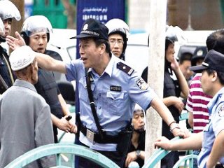 Doğu Türkistan'da İsyan Kapıda