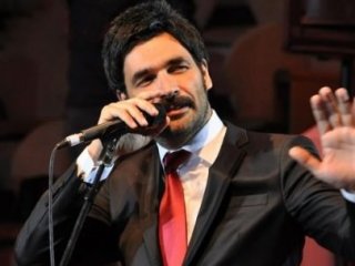 Dombra'yı Nasıl Yazdığını Anlattı!