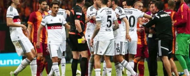Beşiktaşlı Futbolcuya Saldırı Şoku