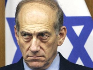 Eski İsrail Başbakanı'na Hapis Cezası!