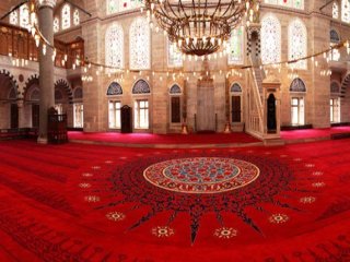 'Caminin Eşyalarını Satıp Mercedes Aldı' İddiası