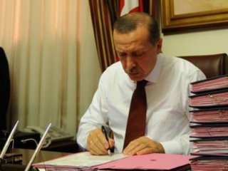 Erdoğan O 2 Kişi Hakkındaki Şikayetini Geri Çekti