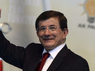 Davutoğlu Hakkari'de Havalimanı Açılışında Konuşuyor