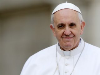 Papa 25 Yıldır Televizyon İzlemiyor