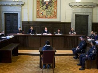 14 Yaşındaki Türk Gencine Hapis Cezası