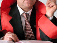 Cumhuriyet savcısı gözaltında!