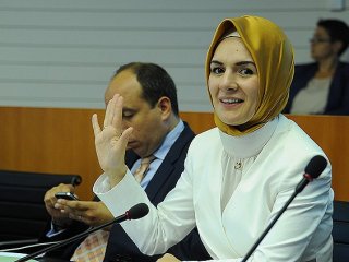 'Soykırım' Baskısıyla Partisinden İhraç Edildi