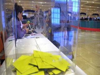 Yurtdışı Oyları "Diplomatik Kurye" İle Gelecek