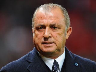 Terim Sürpriz Yaptı!