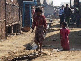 Türkiye'den Arakanlılara 1 Milyon Dolar