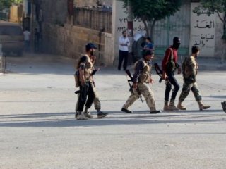 Esed'den Alıp, Ona Karşı Kullandılar