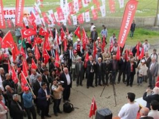 Vatan Partisi'nin Hakkari mitingi olay oldu