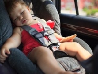 Araçta Unutulan Bebek Hayatını Kaybetti