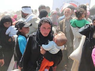 Ölüm Yağdıran Uçaklardan Türkiye'ye Kaçış