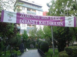 HDP Yine Din Derslerini Ve Diyanet'i Hedef Aldı