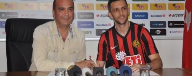 Muarem Muarem Eskişehirspor'da!