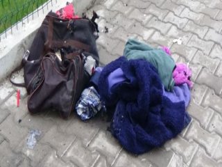 İzmir'de Şüpheli Valiz Fünyeyle Patlatıldı