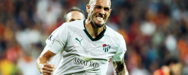 Fernandao: Önce F.Bahçe Sonra Ay Yıldız