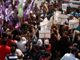 Özgecan Aslan Davasında Gerginlik