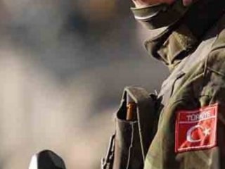 Uzman Çavuşun Yolunu Kesip Dövdüler!