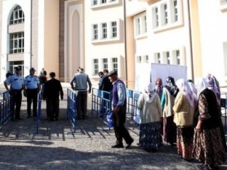 İlk Duruşma Gergin Başladı!