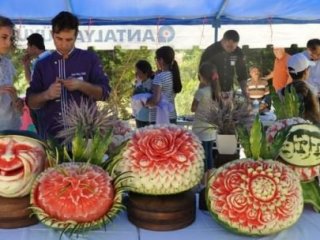 Mustafa Akaydın'ı Hazreti Mustafa diye çağırdı