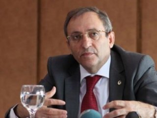 Maaşı 15 Bin Liradan 2 Bin 400 TL'ye Düştü