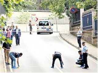 Okul Kantininden Cephanelik Çıktı