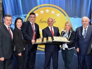 'Avrupa'nın En İyi Havayolu' Ödülünü Aldı