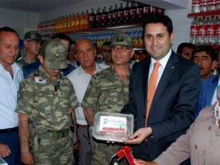 Bu Markette Para Geçmiyor