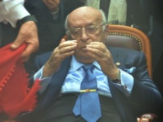 Öldüktan Sonra Ortaya Çıktı