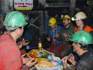Kulluk Borcu Zahmet Tanımıyor