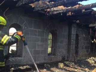 İsrail’de Bir  Kilise Kundaklandı