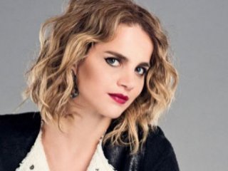 Tuğçe Kazaz İle Ahmet Hakan Arasında Dönek Kavgası