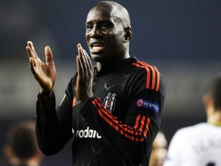 Demba Ba Veda Ediyor