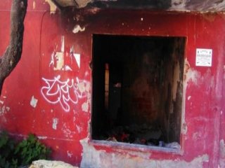 Metruk Binadan Cephanelik Çıktı