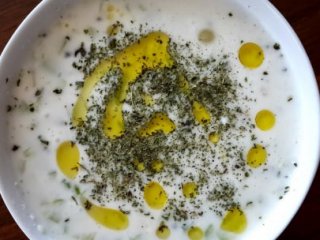 Yediği cacık canından etti
