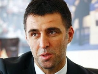 Hakan Şükür'ün Desteklediği İsim Çizik Yedi