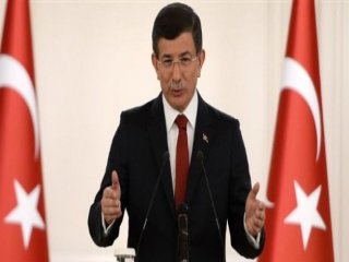 Davutoğlu Özel ve Fidan'la görüştü