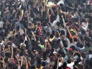 Tecavüzcü Döve Döve Öldürüldü!