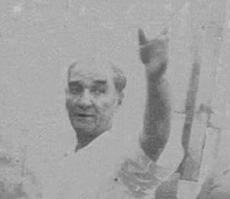 Bozkurt İşareti Yapan Atatürk