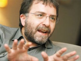 Ahmet Hakan: Kürekle Vurmak İstiyorum