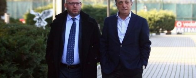 Beşiktaş Yönetiminde İstifa Sinyali